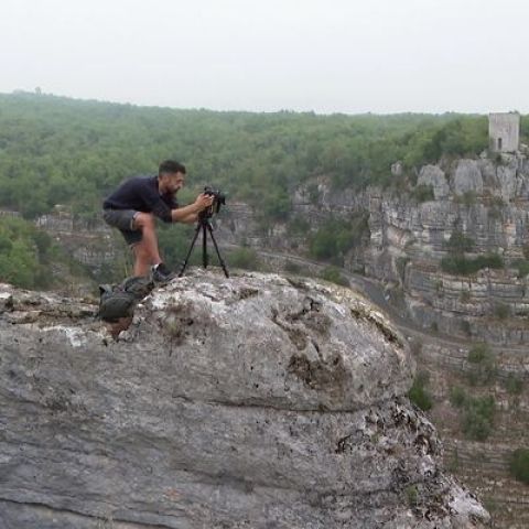 France 3  Auvergne-Rhône-Alpes - Matthieu Dupont, un photographe amoureux de l'Ardèche